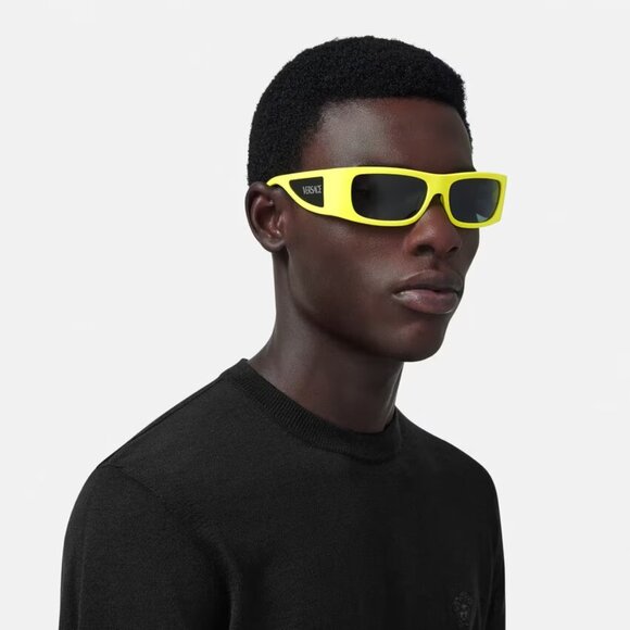 BRAND NEW Versace VE4482 544987 LOGO Yellow Grey Rectangular Unisex Sunglasses - Picture 1 of 8